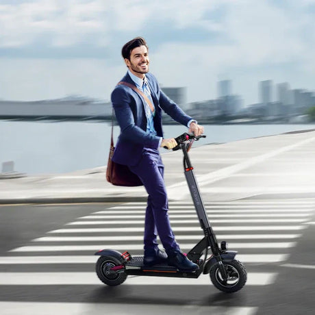 a man ride engwe Y600