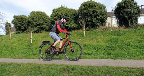 Die 10 besten E-Bikes für Steigungen: Performance und Leistung